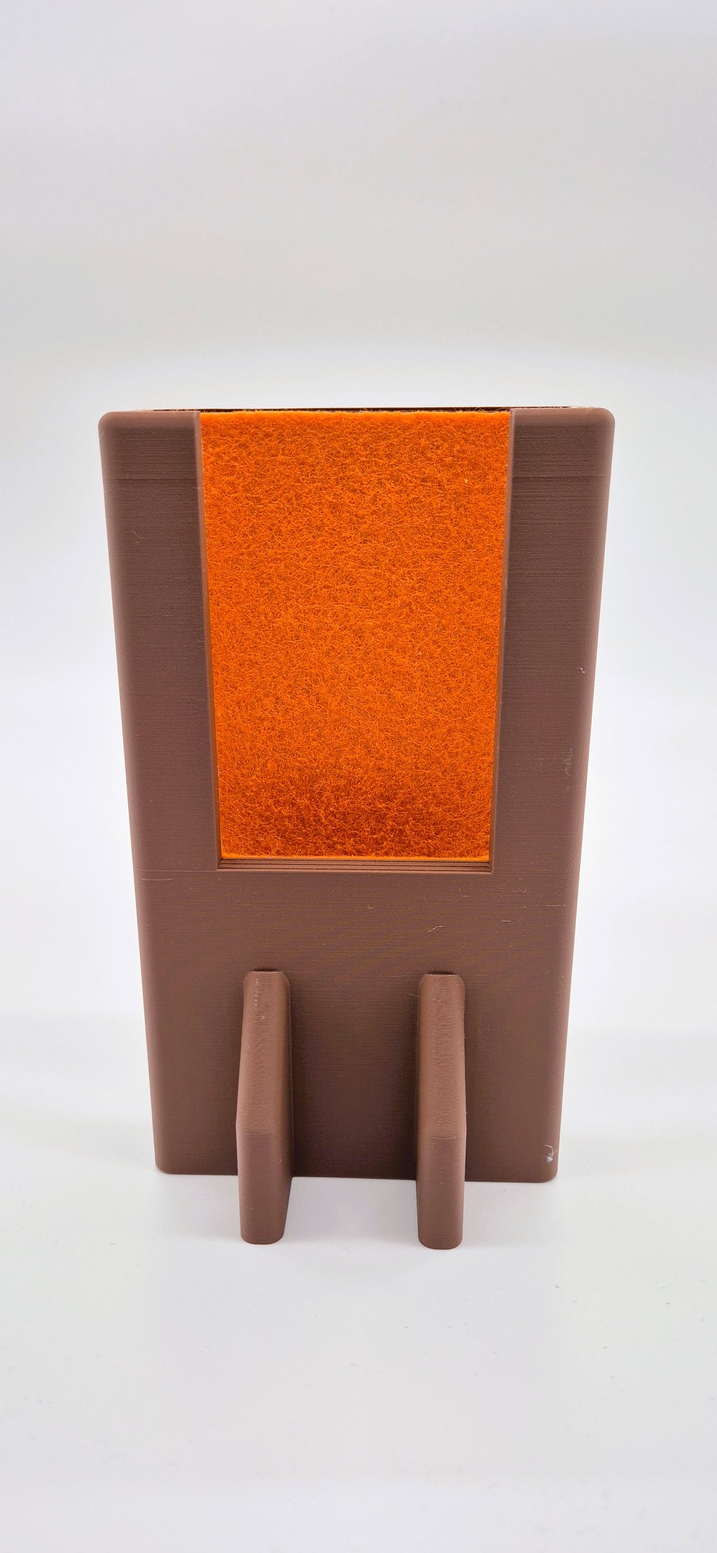 "Reclaim Life" Reclaimbox for one smartphone - Light brown with orange felt