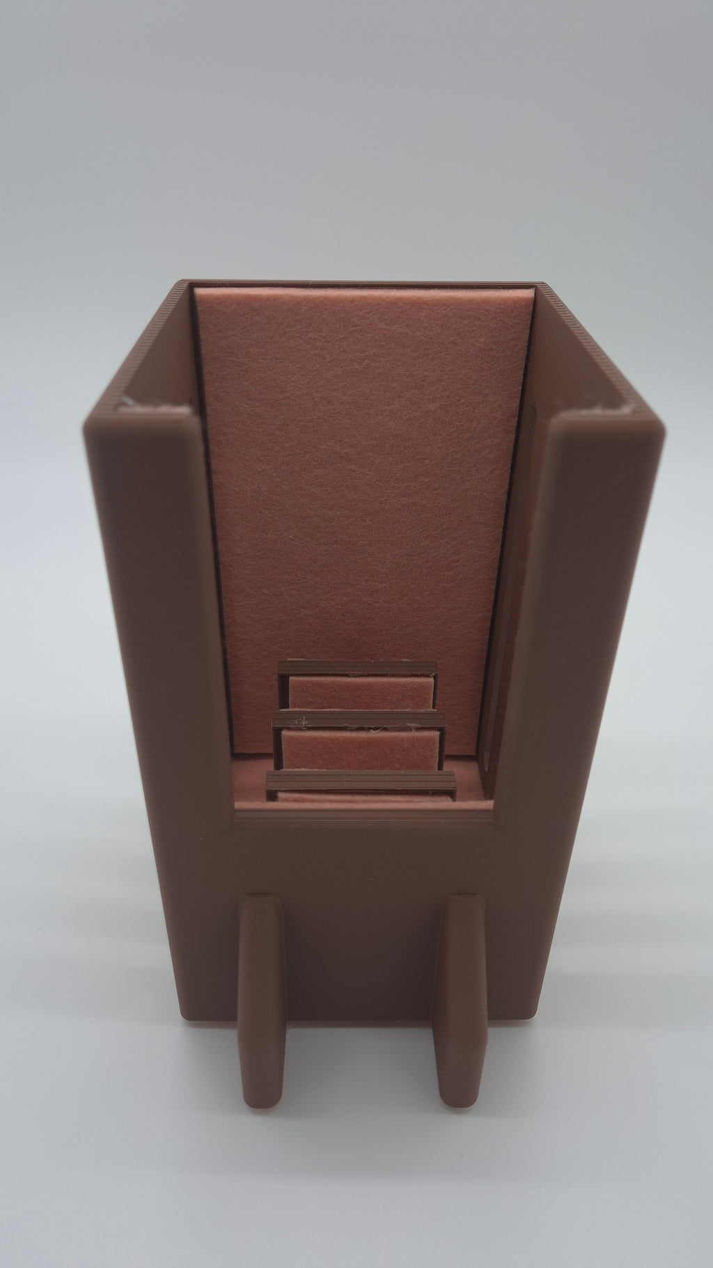 Family edition "Be Present" for 4 smartphones - brown with pink felt.