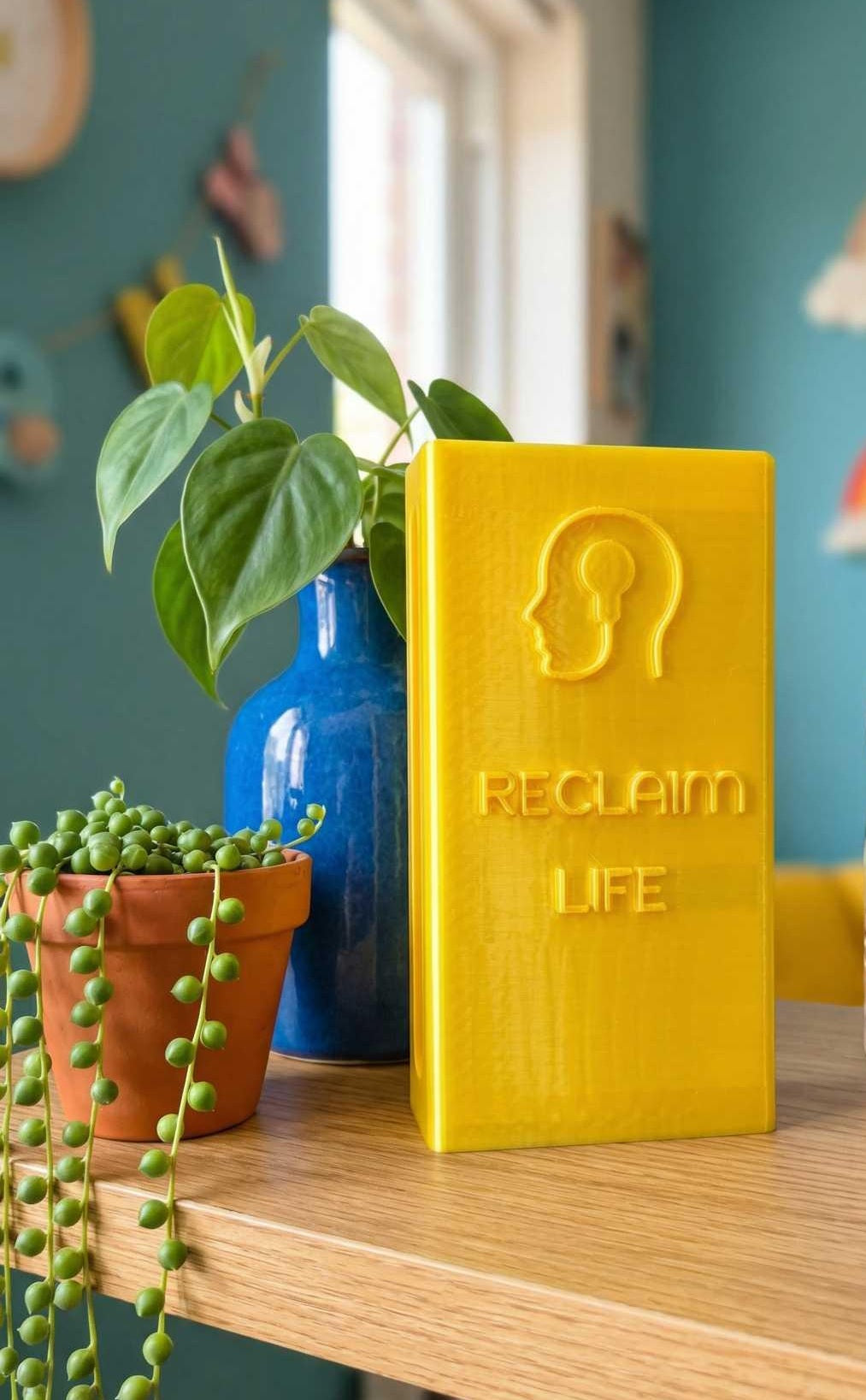 "Reclaim Life" Reclaimbox for one smartphone - Yellow with brown felt